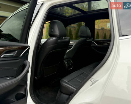 Белый БМВ Х3, объемом двигателя 2 л и пробегом 127 тыс. км за 24950 $, фото 36 на Automoto.ua