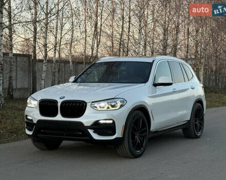 Белый БМВ Х3, объемом двигателя 2 л и пробегом 178 тыс. км за 21999 $, фото 2 на Automoto.ua