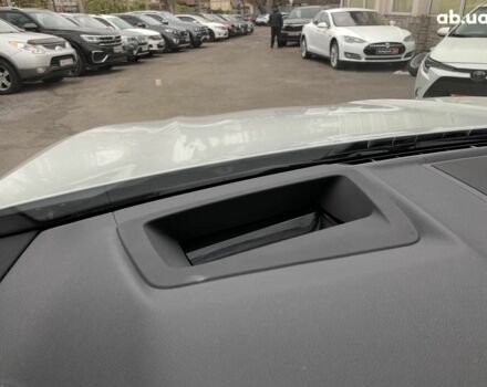 Білий БМВ Х3, об'ємом двигуна 3 л та пробігом 64 тис. км за 43490 $, фото 43 на Automoto.ua