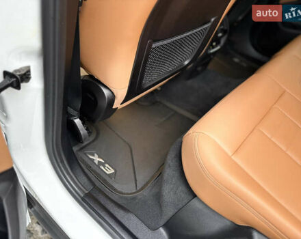 Белый БМВ Х3, объемом двигателя 2 л и пробегом 48 тыс. км за 33500 $, фото 78 на Automoto.ua