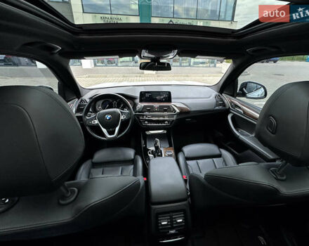 Белый БМВ Х3, объемом двигателя 2 л и пробегом 115 тыс. км за 30500 $, фото 17 на Automoto.ua