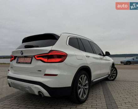 Білий БМВ Х3, об'ємом двигуна 2 л та пробігом 198 тис. км за 20800 $, фото 6 на Automoto.ua