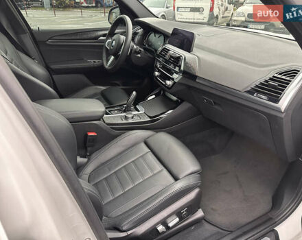 Белый БМВ Х3, объемом двигателя 2 л и пробегом 53 тыс. км за 35800 $, фото 32 на Automoto.ua