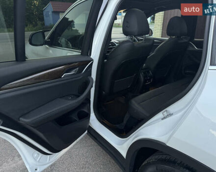 Білий БМВ Х3, об'ємом двигуна 2 л та пробігом 180 тис. км за 24700 $, фото 46 на Automoto.ua