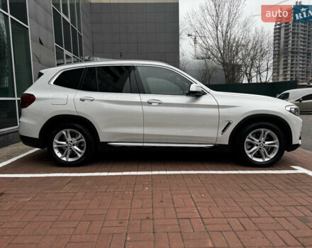 Белый БМВ Х3, объемом двигателя 2 л и пробегом 82 тыс. км за 27000 $, фото 4 на Automoto.ua