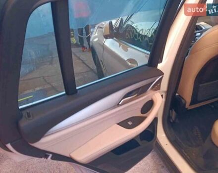 Білий БМВ Х3, об'ємом двигуна 2 л та пробігом 67 тис. км за 19800 $, фото 16 на Automoto.ua
