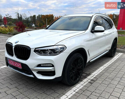 Белый БМВ Х3, объемом двигателя 2 л и пробегом 115 тыс. км за 30500 $, фото 2 на Automoto.ua