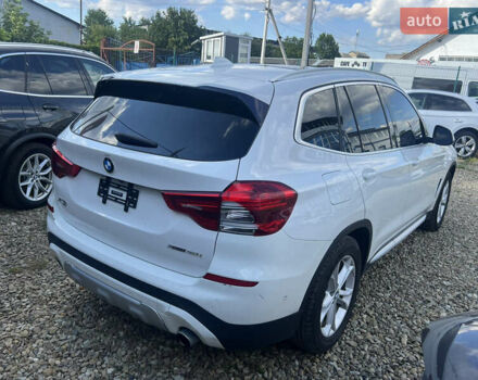 Белый БМВ Х3, объемом двигателя 2 л и пробегом 199 тыс. км за 17000 $, фото 7 на Automoto.ua