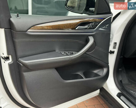Белый БМВ Х3, объемом двигателя 2 л и пробегом 82 тыс. км за 27000 $, фото 14 на Automoto.ua