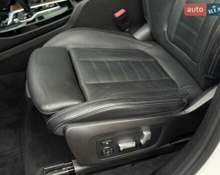 Белый БМВ Х3, объемом двигателя 2 л и пробегом 127 тыс. км за 24950 $, фото 28 на Automoto.ua