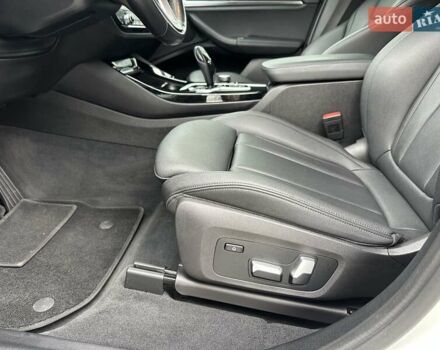 Белый БМВ Х3, объемом двигателя 2 л и пробегом 81 тыс. км за 26500 $, фото 21 на Automoto.ua