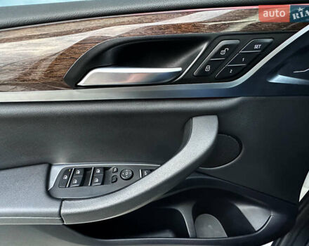 Белый БМВ Х3, объемом двигателя 2 л и пробегом 115 тыс. км за 30500 $, фото 23 на Automoto.ua