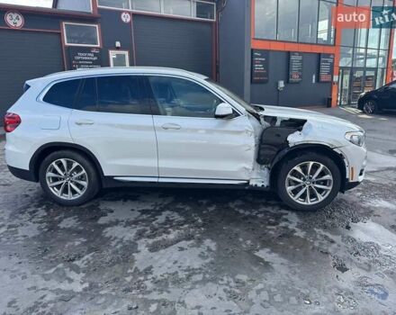 Белый БМВ Х3, объемом двигателя 2 л и пробегом 105 тыс. км за 24500 $, фото 3 на Automoto.ua