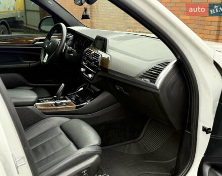 Белый БМВ Х3, объемом двигателя 2 л и пробегом 127 тыс. км за 24950 $, фото 30 на Automoto.ua