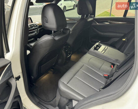 Білий БМВ Х3, об'ємом двигуна 2 л та пробігом 79 тис. км за 24300 $, фото 16 на Automoto.ua