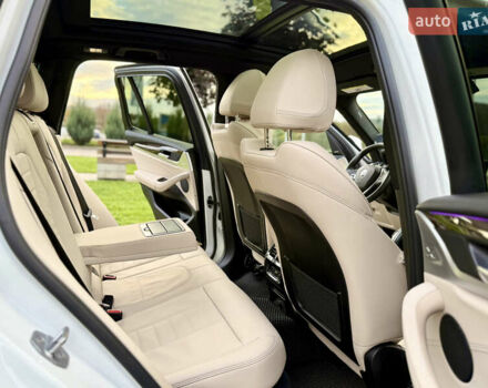 Белый БМВ Х3, объемом двигателя 2 л и пробегом 34 тыс. км за 28500 $, фото 12 на Automoto.ua