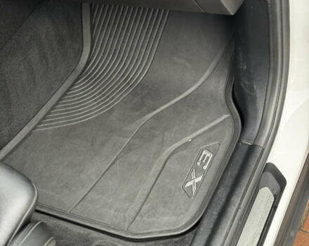 Белый БМВ Х3, объемом двигателя 2 л и пробегом 82 тыс. км за 27000 $, фото 40 на Automoto.ua