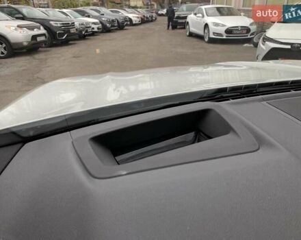 Білий БМВ Х3, об'ємом двигуна 3 л та пробігом 64 тис. км за 43490 $, фото 43 на Automoto.ua