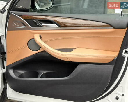 Белый БМВ Х3, объемом двигателя 2 л и пробегом 48 тыс. км за 33500 $, фото 94 на Automoto.ua