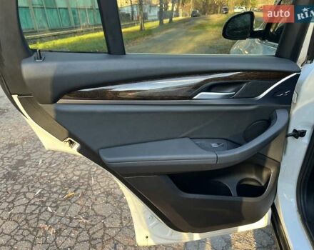 Белый БМВ Х3, объемом двигателя 2 л и пробегом 82 тыс. км за 27700 $, фото 25 на Automoto.ua