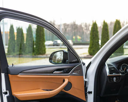 Белый БМВ Х3, объемом двигателя 3 л и пробегом 79 тыс. км за 39500 $, фото 12 на Automoto.ua