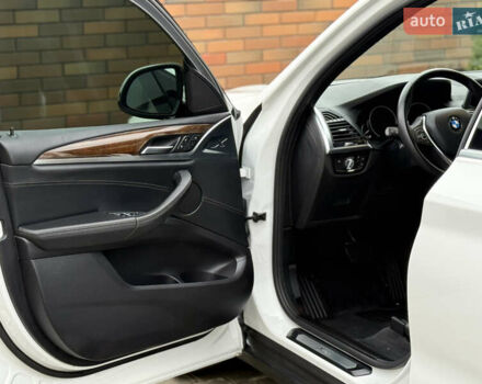 Белый БМВ Х3, объемом двигателя 2 л и пробегом 127 тыс. км за 24950 $, фото 26 на Automoto.ua