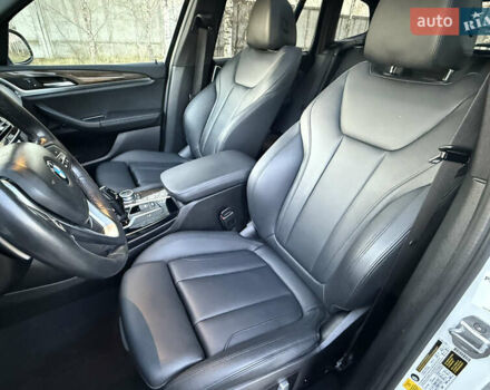 Белый БМВ Х3, объемом двигателя 2 л и пробегом 178 тыс. км за 21999 $, фото 18 на Automoto.ua