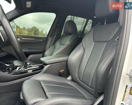 Белый БМВ Х3, объемом двигателя 2 л и пробегом 81 тыс. км за 26500 $, фото 29 на Automoto.ua