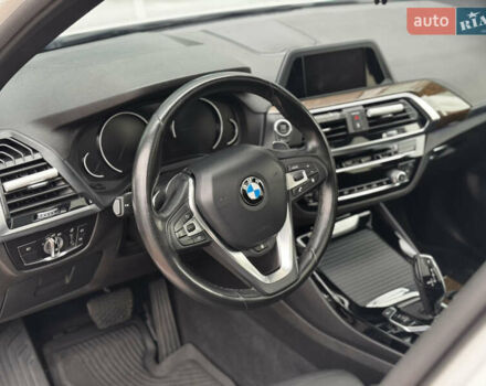 Белый БМВ Х3, объемом двигателя 2 л и пробегом 82 тыс. км за 27000 $, фото 19 на Automoto.ua