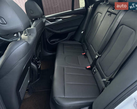 Білий БМВ Х3, об'ємом двигуна 2 л та пробігом 180 тис. км за 24700 $, фото 50 на Automoto.ua