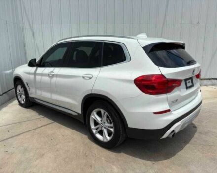 Белый БМВ Х3, объемом двигателя 2 л и пробегом 58 тыс. км за 11000 $, фото 7 на Automoto.ua