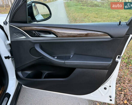 Белый БМВ Х3, объемом двигателя 2 л и пробегом 178 тыс. км за 21999 $, фото 24 на Automoto.ua