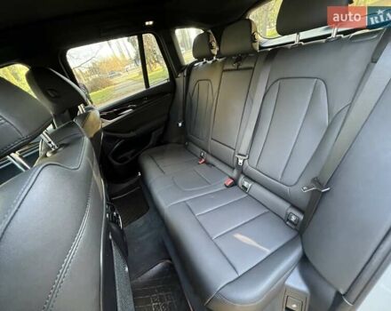 Белый БМВ Х3, объемом двигателя 2 л и пробегом 82 тыс. км за 27700 $, фото 31 на Automoto.ua