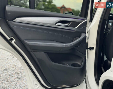 Білий БМВ Х3, об'ємом двигуна 3 л та пробігом 166 тис. км за 41499 $, фото 33 на Automoto.ua