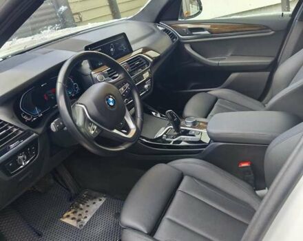 Белый БМВ Х3, объемом двигателя 2 л и пробегом 73 тыс. км за 39400 $, фото 31 на Automoto.ua