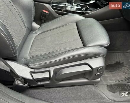 Белый БМВ Х3, объемом двигателя 3 л и пробегом 147 тыс. км за 34900 $, фото 16 на Automoto.ua