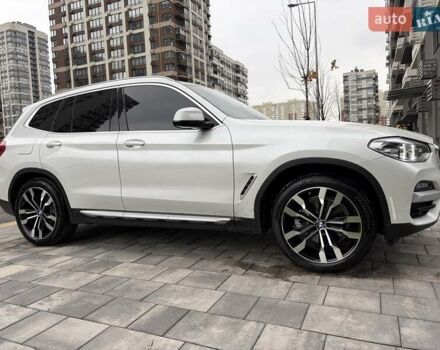 Белый БМВ Х3, объемом двигателя 2 л и пробегом 51 тыс. км за 39333 $, фото 49 на Automoto.ua