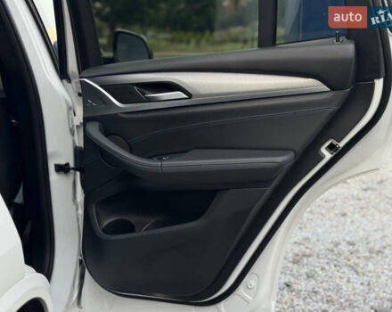 Білий БМВ Х3, об'ємом двигуна 3 л та пробігом 166 тис. км за 41499 $, фото 41 на Automoto.ua