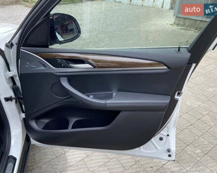 Белый БМВ Х3, объемом двигателя 2 л и пробегом 61 тыс. км за 23800 $, фото 23 на Automoto.ua