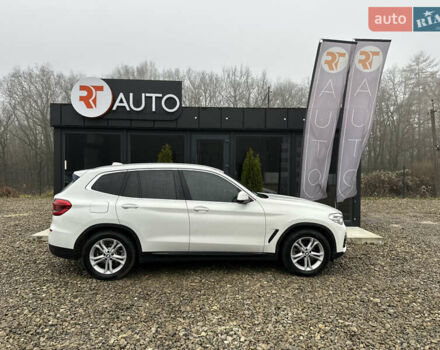 Білий БМВ Х3, об'ємом двигуна 2 л та пробігом 39 тис. км за 41500 $, фото 6 на Automoto.ua