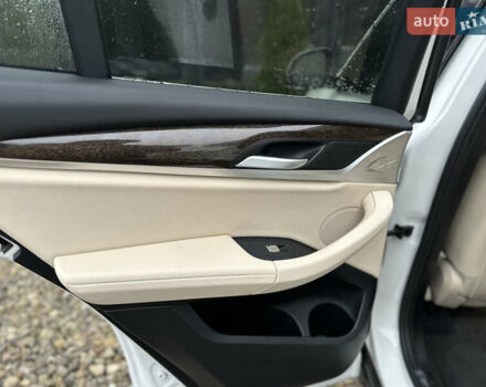 Білий БМВ Х3, об'ємом двигуна 2 л та пробігом 39 тис. км за 41500 $, фото 16 на Automoto.ua