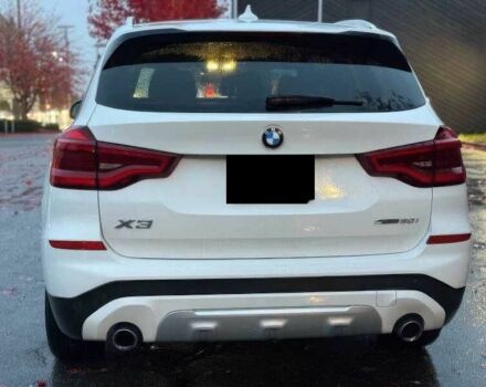 Білий БМВ Х3, об'ємом двигуна 2 л та пробігом 56 тис. км за 11000 $, фото 4 на Automoto.ua