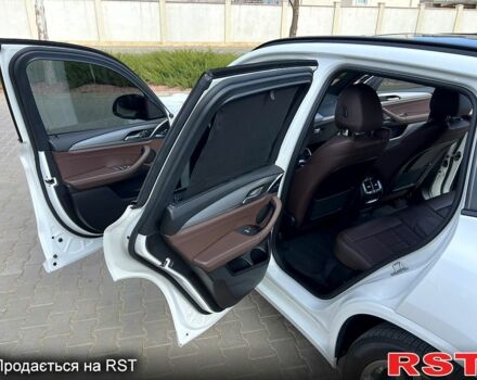 Белый БМВ Х3, объемом двигателя 2 л и пробегом 101 тыс. км за 40900 $, фото 2 на Automoto.ua