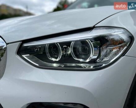 Белый БМВ Х3, объемом двигателя 2 л и пробегом 97 тыс. км за 32499 $, фото 9 на Automoto.ua