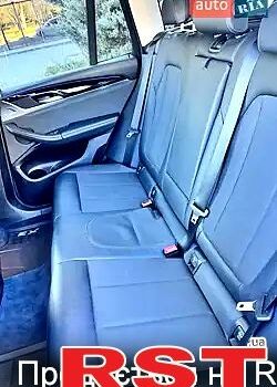 Белый БМВ Х3, объемом двигателя 2 л и пробегом 69 тыс. км за 40000 $, фото 4 на Automoto.ua