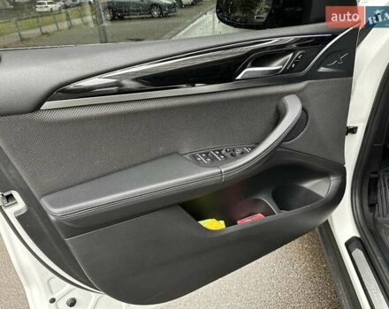 Белый БМВ Х3, объемом двигателя 3 л и пробегом 147 тыс. км за 34900 $, фото 18 на Automoto.ua