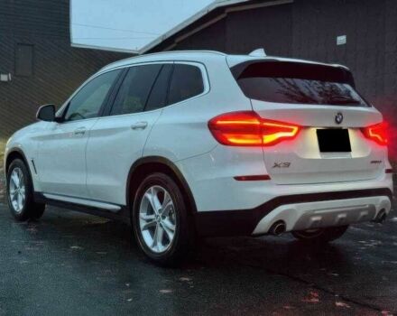 Білий БМВ Х3, об'ємом двигуна 2 л та пробігом 56 тис. км за 11000 $, фото 5 на Automoto.ua