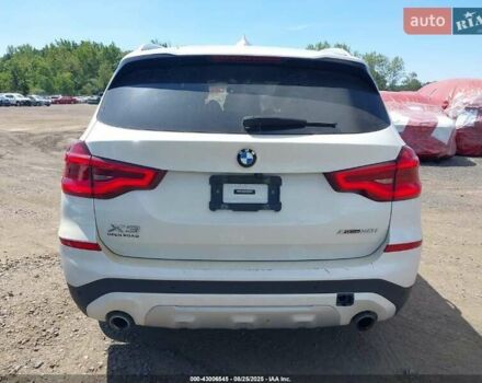 Білий БМВ Х3, об'ємом двигуна 2 л та пробігом 131 тис. км за 14050 $, фото 6 на Automoto.ua
