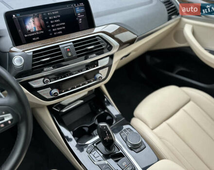 Білий БМВ Х3, об'ємом двигуна 2 л та пробігом 39 тис. км за 41500 $, фото 13 на Automoto.ua