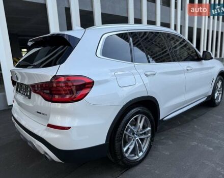 Білий БМВ Х3, об'ємом двигуна 2 л та пробігом 50 тис. км за 38333 $, фото 11 на Automoto.ua